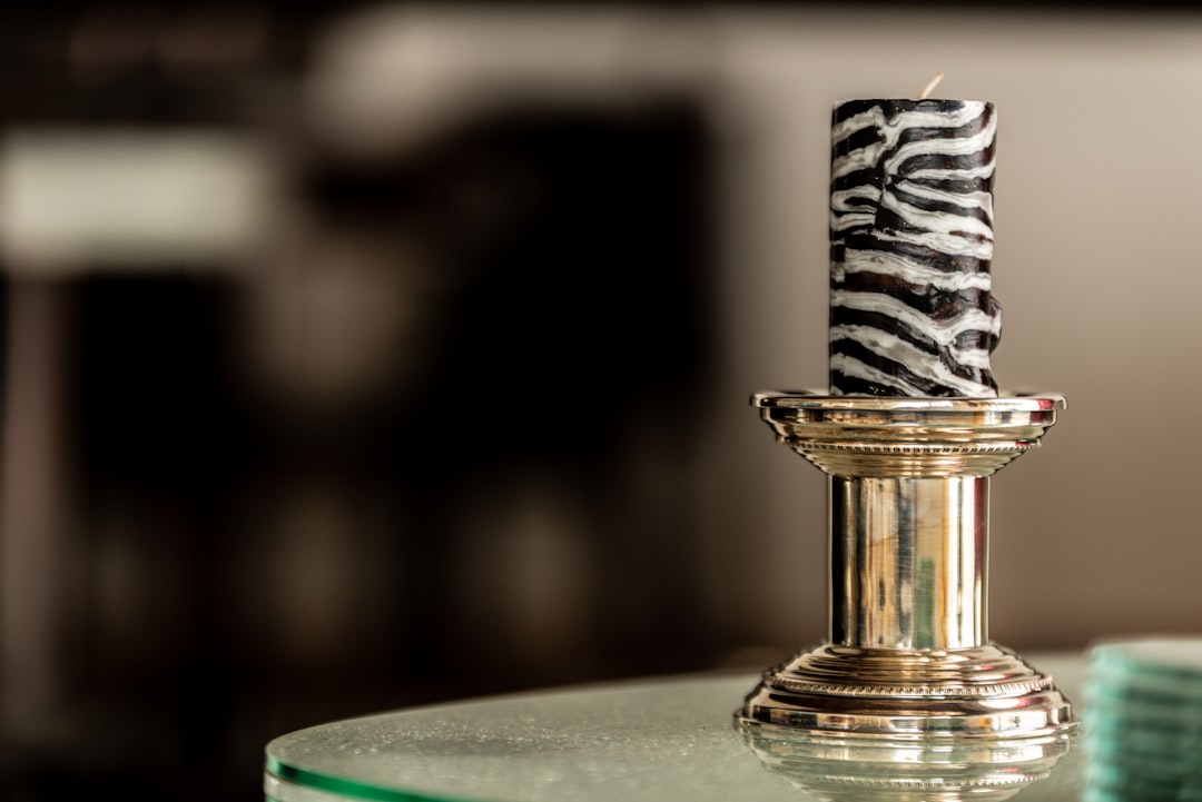 découvrez la définition et l'importance d'une business unit dans une entreprise, une division autonome dédiée à un segment spécifique du marché pour optimiser la performance et la stratégie.